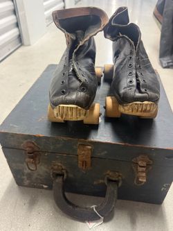 Vintage Chicago roller skates size 6 made in the USA Pro Tek Toe With Accesories