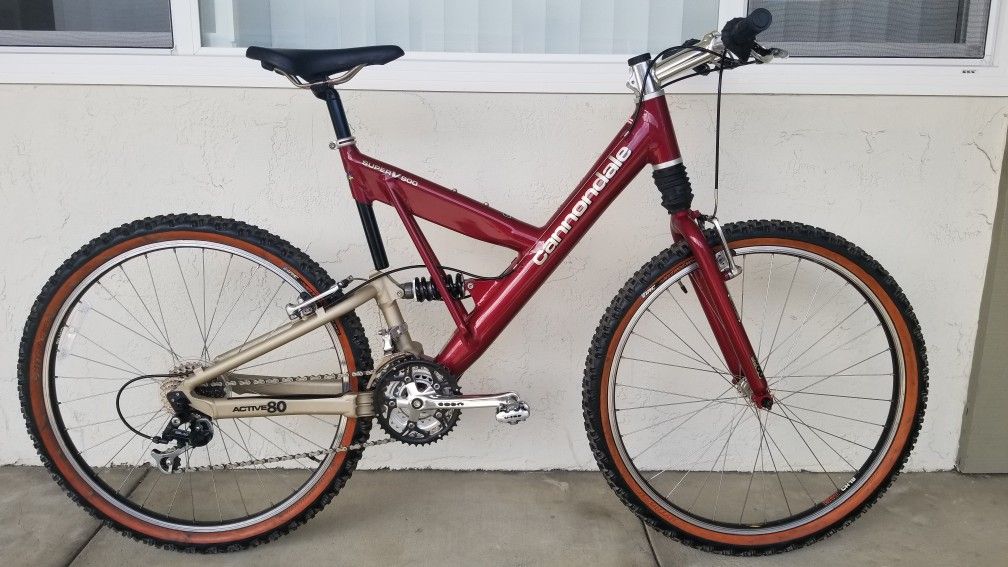 Cannondale super v 900 mountain bike sales