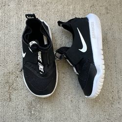 Nike Flex Runner Slip-On Running Shoe Size 8C