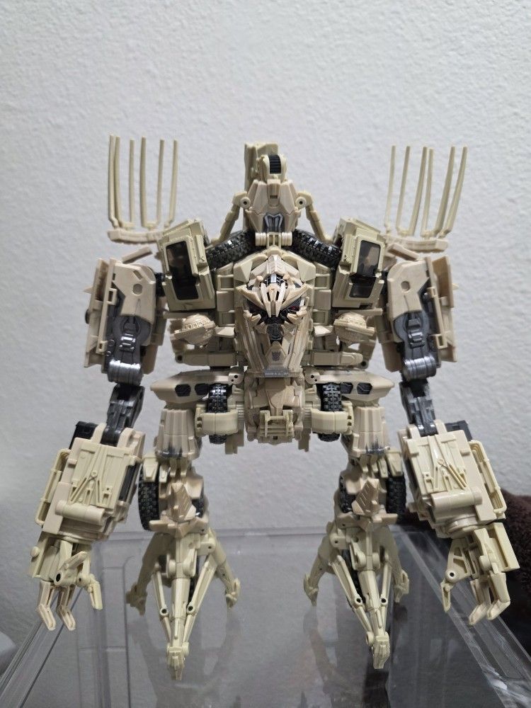 Transformers Movie Masterpiece Bonecrusher