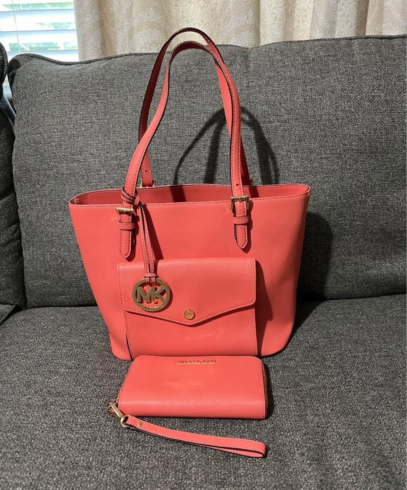 Purse And Wallet
