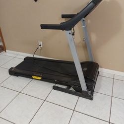 Gold Gym Treadmill  Good Condition Work Fine $100