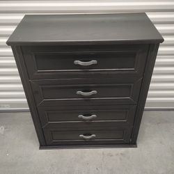 Dresser, Free Delivery 👍