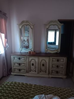 80's 4pc king size bedroom set
