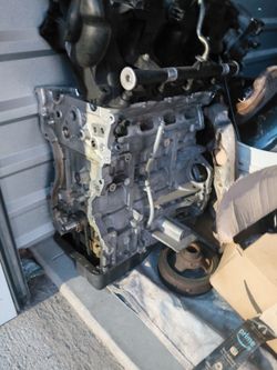 4b11 Mitsubishi engine