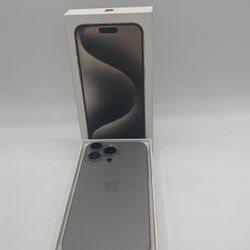 iPhone 15 Pro Max 