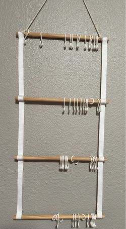 Bow organizer