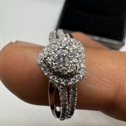 Ladies Diamond Ring 14k 