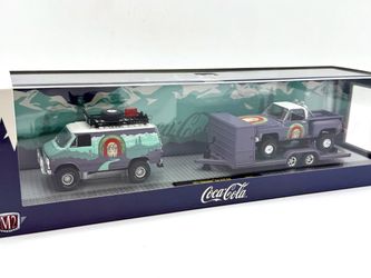 M2 1:64 Scale Diecast Hauler Set - 1971 Chevrolet Van G10 4x4 & 1976 Chevrolet Scottsdale Chevy Sport 4x4