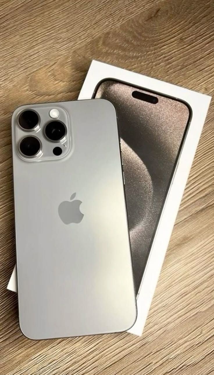 Apple IPhone 15 Pro Max 256gb Unlocked, FREE Smartwach/ Headphones. Pay $1 Today Rest in payments. NO CREDIT NEEDED FINANCING