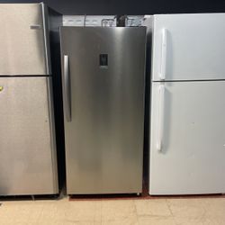Brand New 14 Cubic Ft. Freezer/Refrigerator Stainless Steel‼️‼️