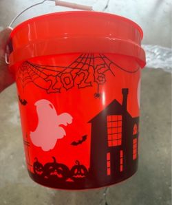 Halloween Trick-or-Treat Candy Bucket 2026