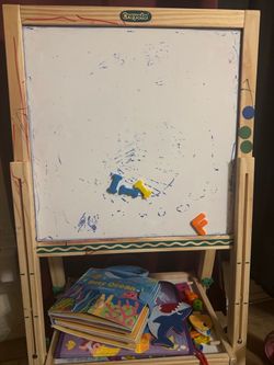 Crayola wooden easel: dry erase and chalk