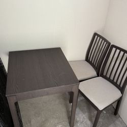 Dining Table with Leaf Insert & 2 Chairs