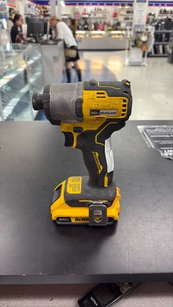 DEWALT 20V Brushless Impact Driver with Battery
