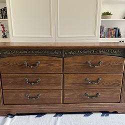 Beautiful Ashley Furniture Dresser With Detail Inlay And Matching Mirror!