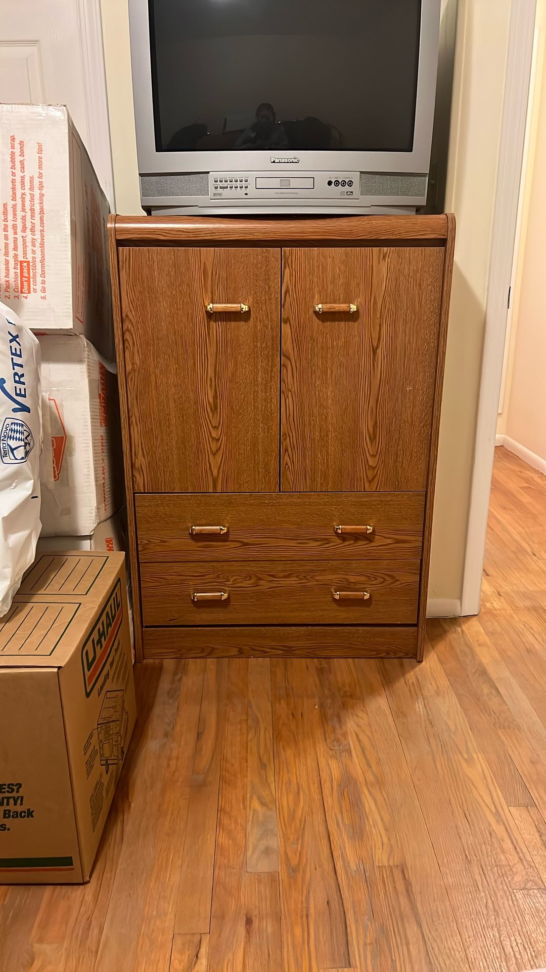 Bedroom Cabinet