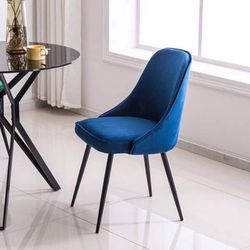 Table Chairs 