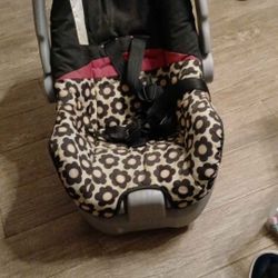 Stroller And Matching Car seat And Extra Carseat