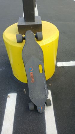 Meepo dual drive electric skateboard very fast 28 mph