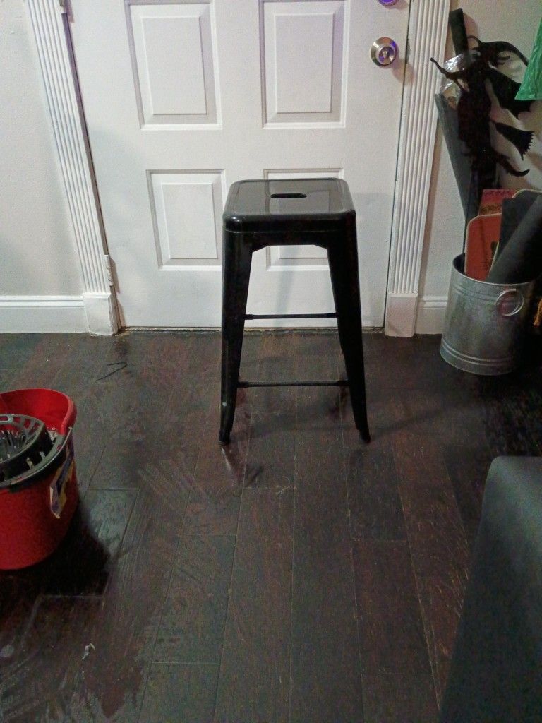 Bar stool backless antique metal