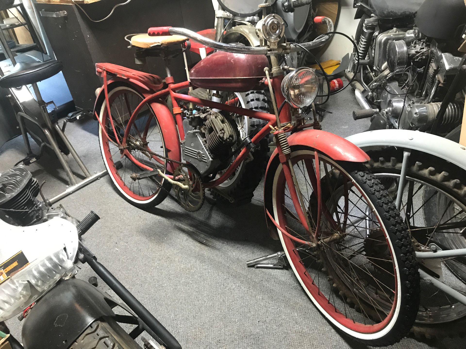 1947 Whizzer antique model H motor bike