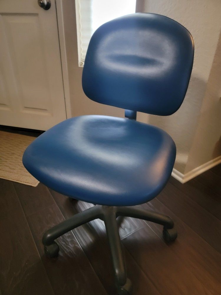 Office Chair - Blue