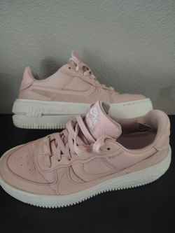 Women Nike  shoes