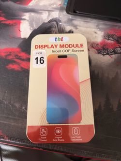 iPhone 16 regular screen