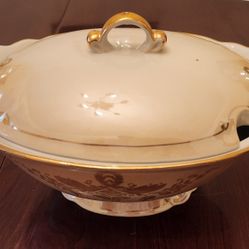 Beautiful Trim Soup Tureen Bowl with Lid