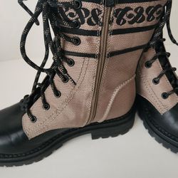 Women's Black And Olive Green Combat Boots Size 8 1/2 Please Don't Waste My Time 