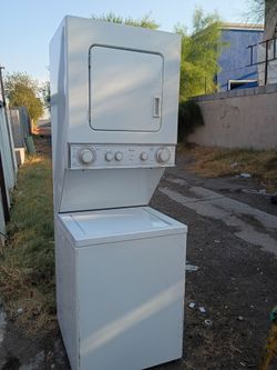 Whirlpool Stacked Washer Dryer Unit