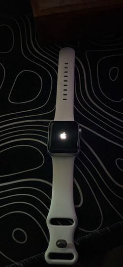 Apple Watch Series 3 (GPS only)