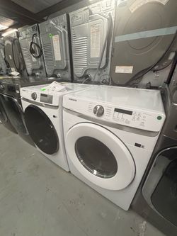 SAMSUNG WASHER AND DRYER SET