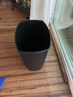 Trash Bin