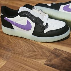 13c Nike Jordan 1 Retro Low Glow In The Dark Sneakers  13c  White No box