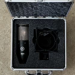 AKG Microphone 