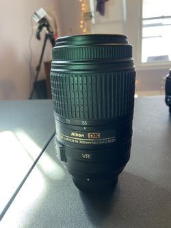 nikon AF-S nikkor 55-300mm 1:4.5-5.6G ED VR 