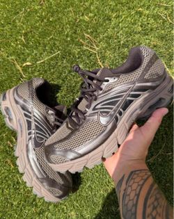 Nike air max moto 2k