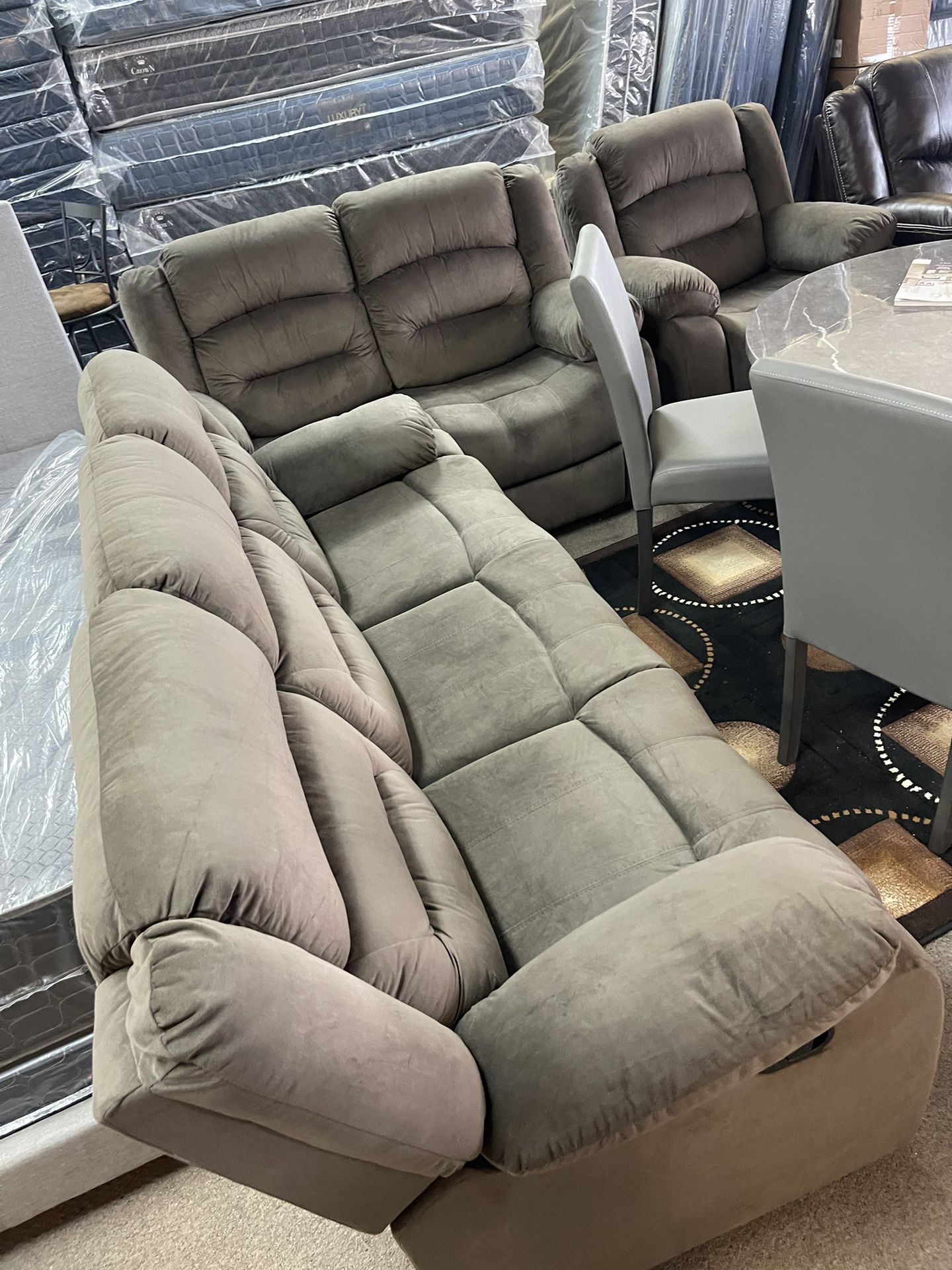 Brown Recliner Sofa Loveseat And Chair Huge Discount