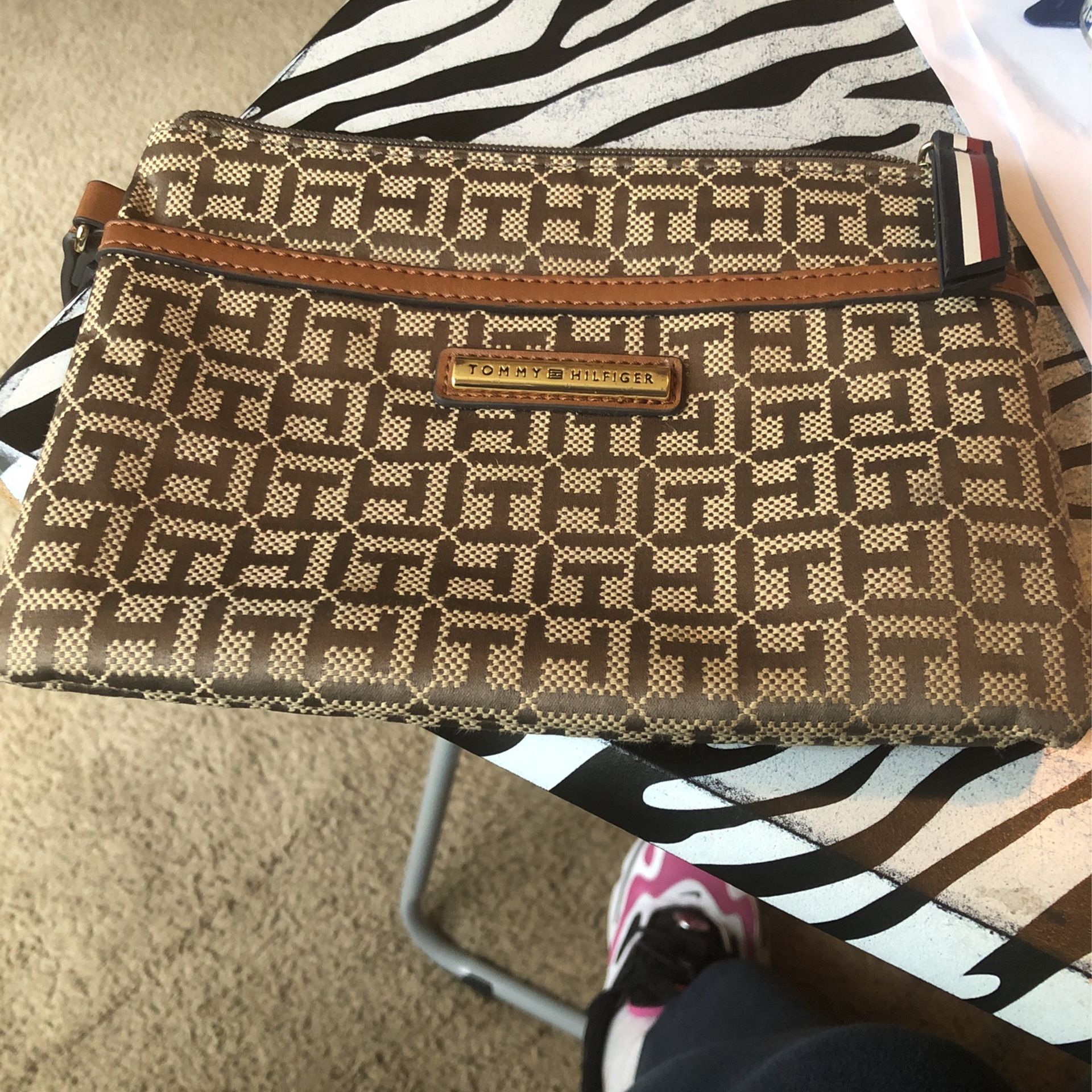 Tommy Hilfiger Wristlet