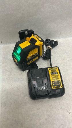 DeWalt Green laser level model DW088LG cross, laser level with battery and charger