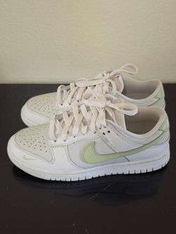 Womens/Girls Tennis Shoes