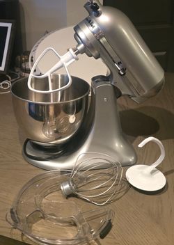 Kitchenaid 5qt stand mixer