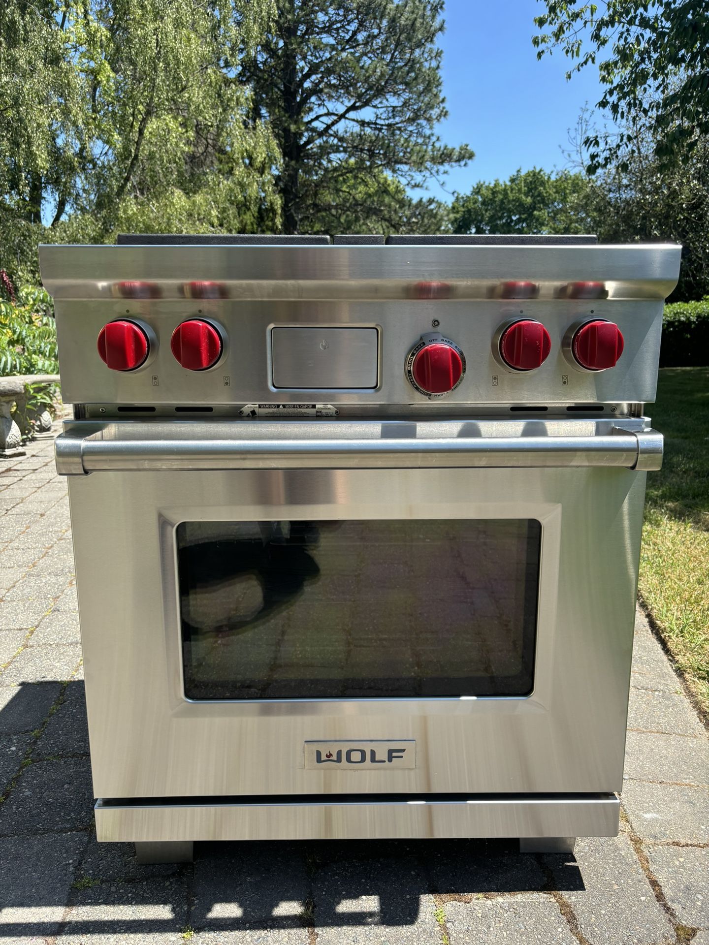 Delivery! Wolf 30” Professional Dual Fuel Sealed Burner Stainless Steel Range DF304