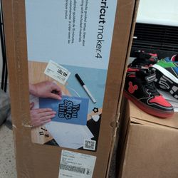 Cricut Maker 4 Bundle Deal $320 New Never Opened 