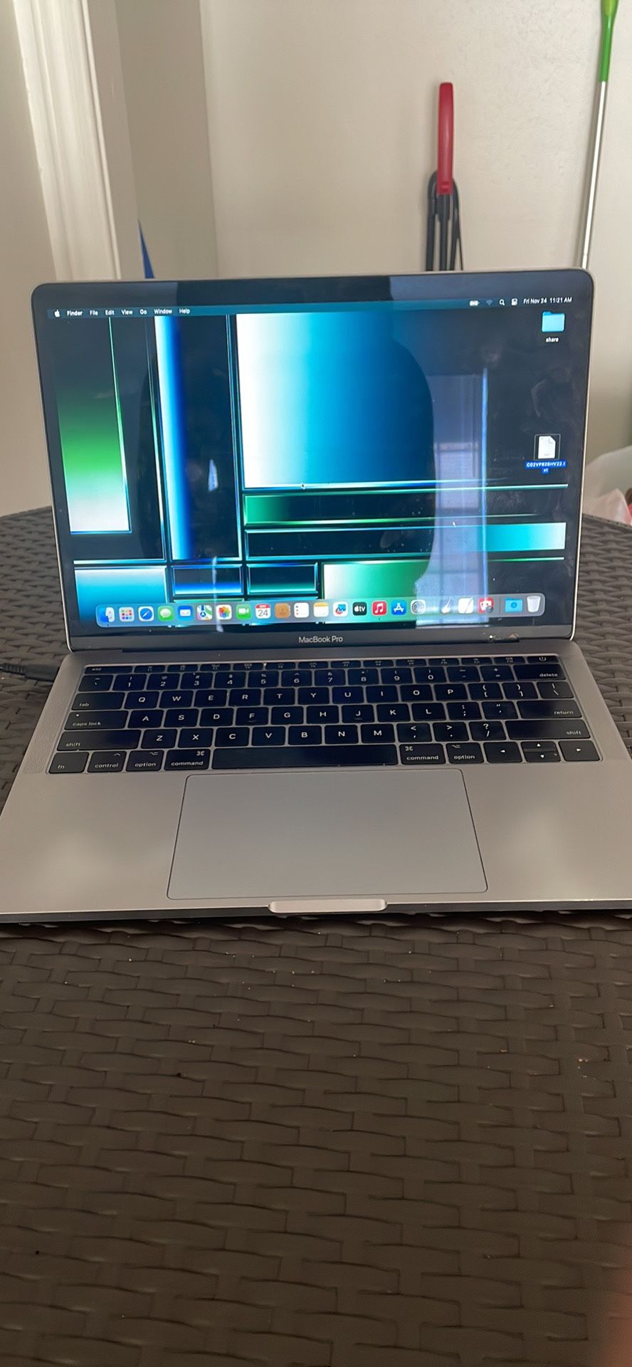 MacBook Pro 13”