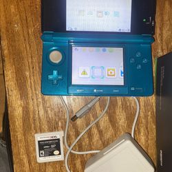 Nintendo 3Ds With Ds Game And Charger 