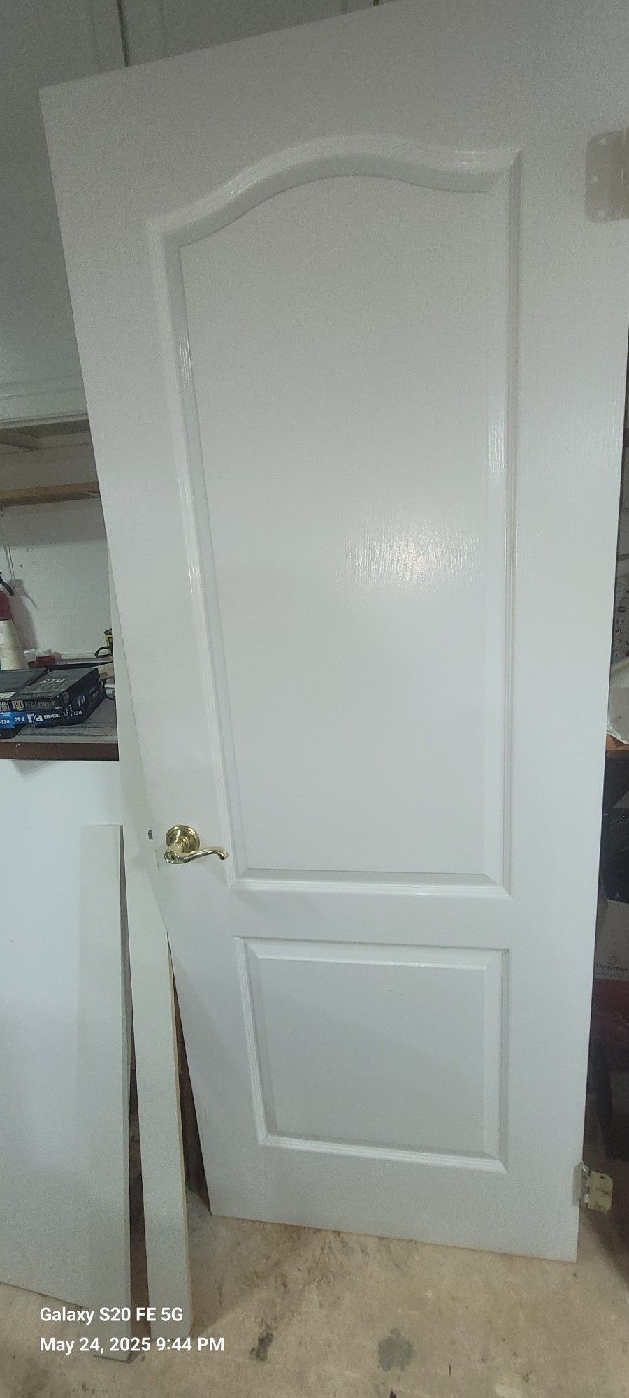 2 Panel 45" Arch "Eyebrow" Door With Pantry Rack