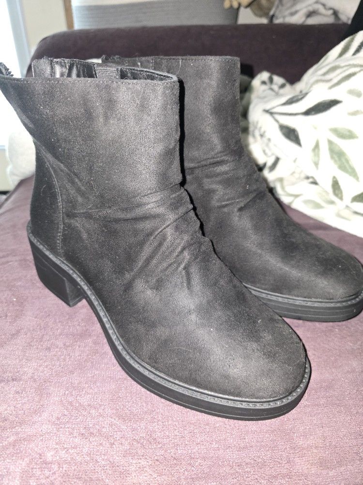 Torrid black booties